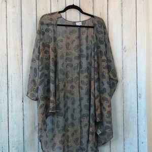 LuLaRoe Paisley Lindsay Kimono Cardigan